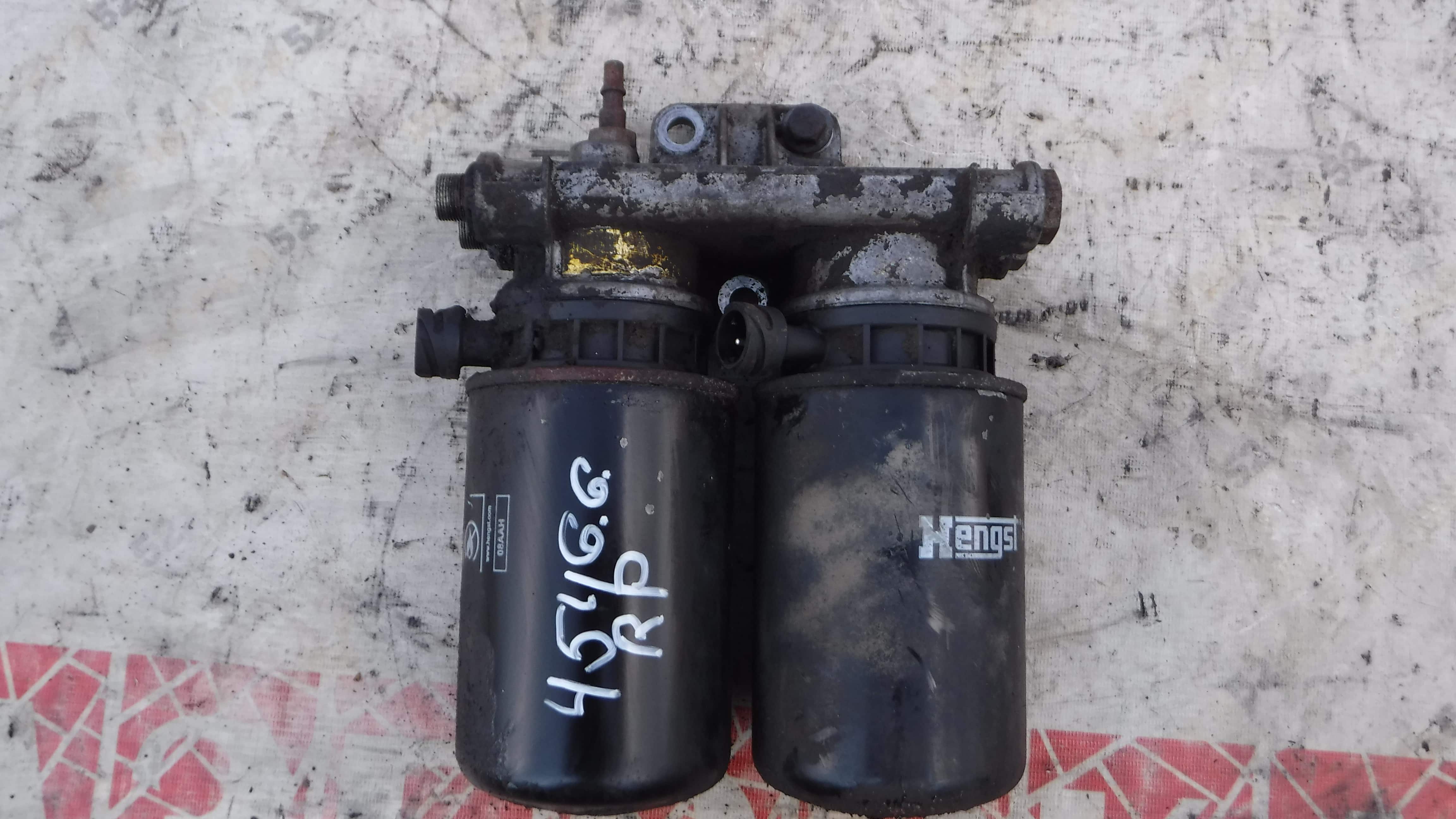 Топливный фильтр Кронштейн топливных фильтров Рено премиум Renault Premium DCI320 2005